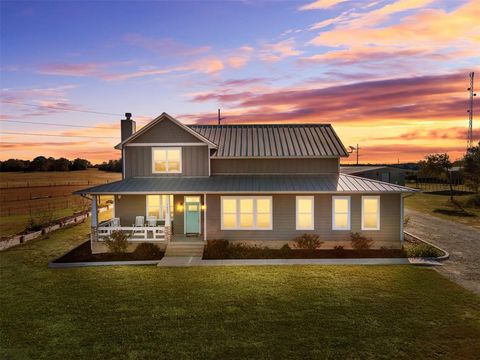 1694 Henry Prairie Road Franklin TX 77856