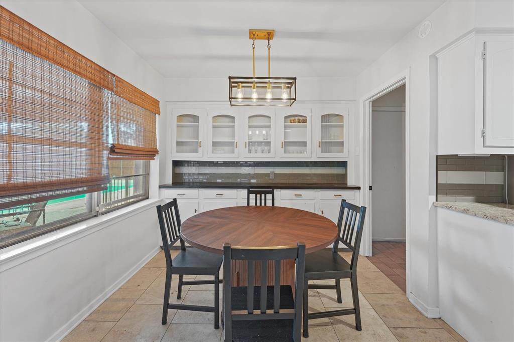 1426 Lexington Drive