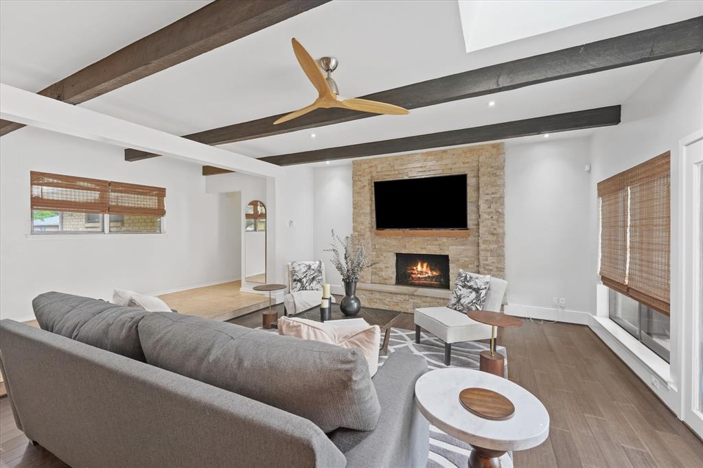 1426 Lexington Drive