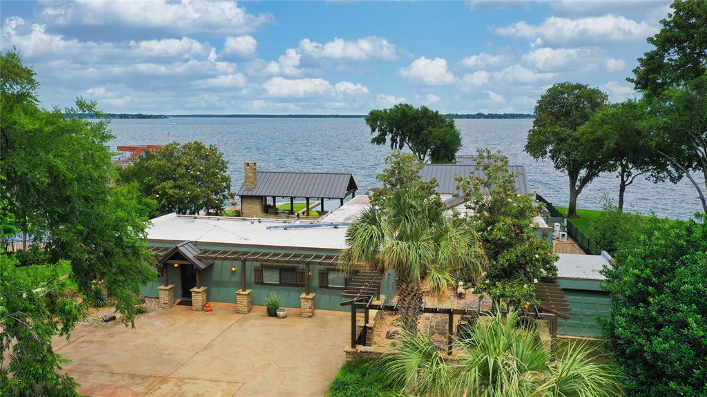553 Arrowwood Beach Road