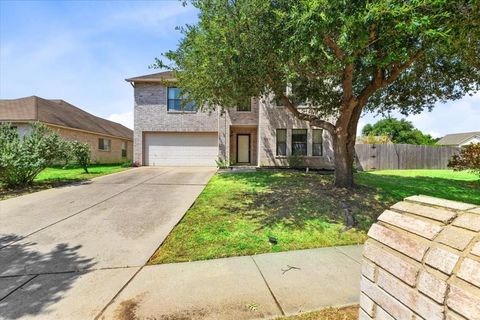 5253 Chessie Circle Haltom City TX 76137