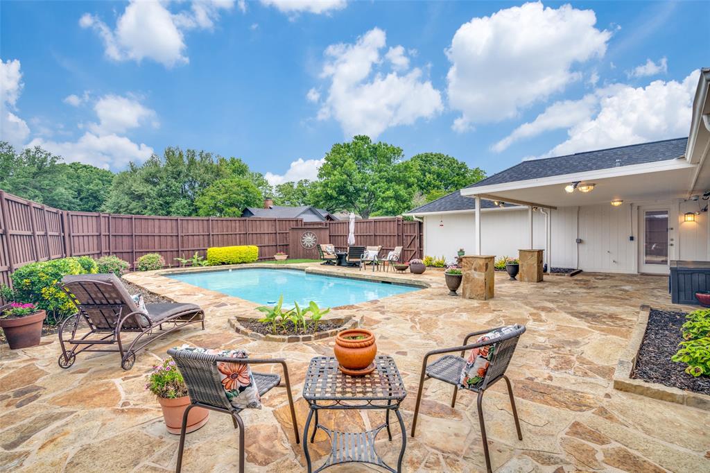 101 Highcrest Lane