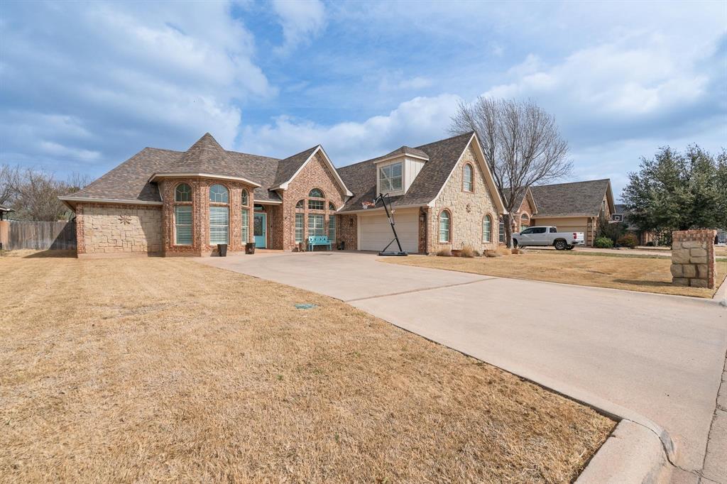 3434 Silver Oaks Drive