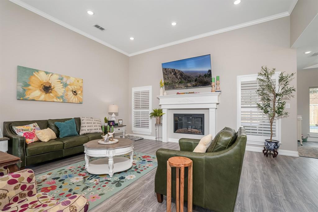 3434 Silver Oaks Drive