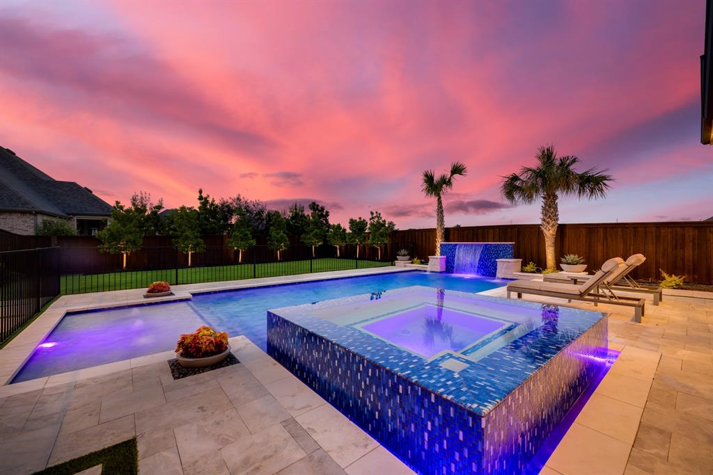 Edgestone At Legacy - Residential