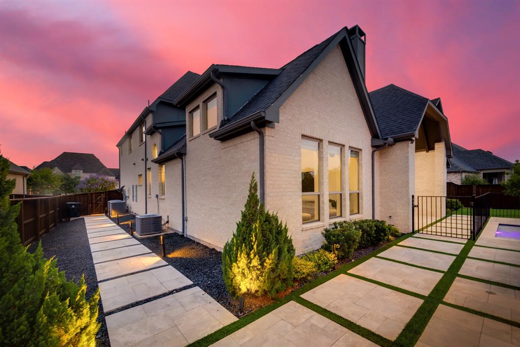 Edgestone At Legacy - Residential