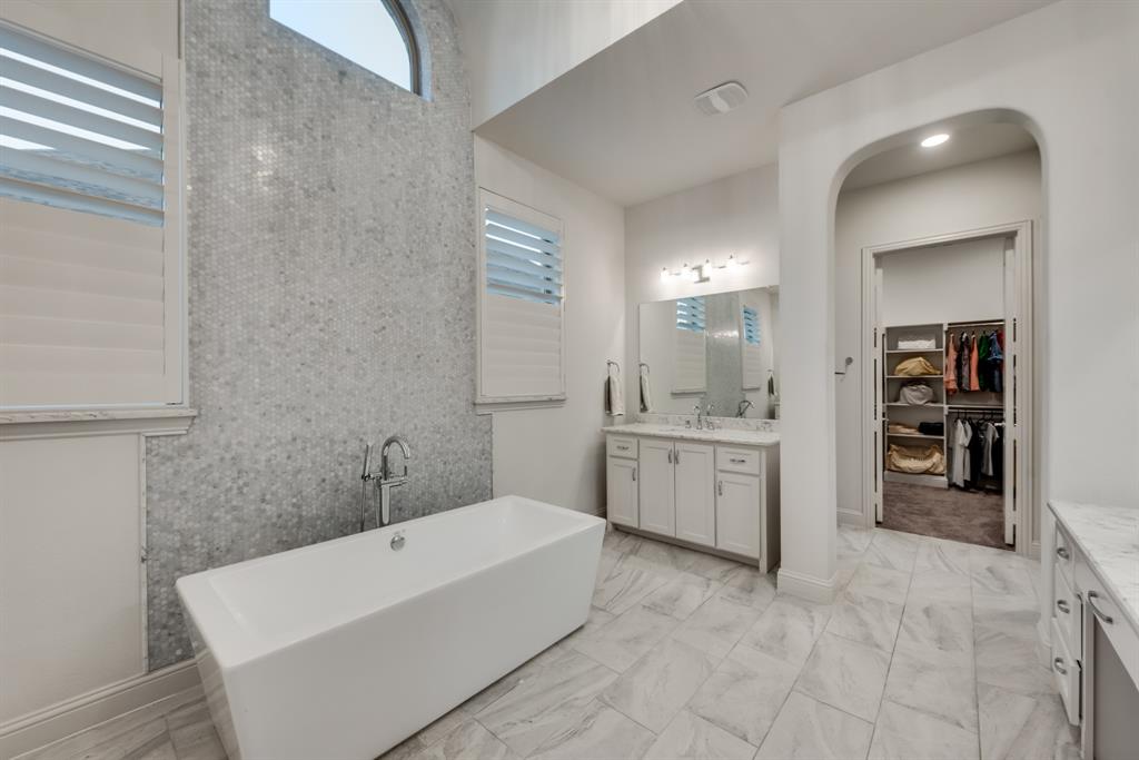 Edgestone At Legacy - Residential