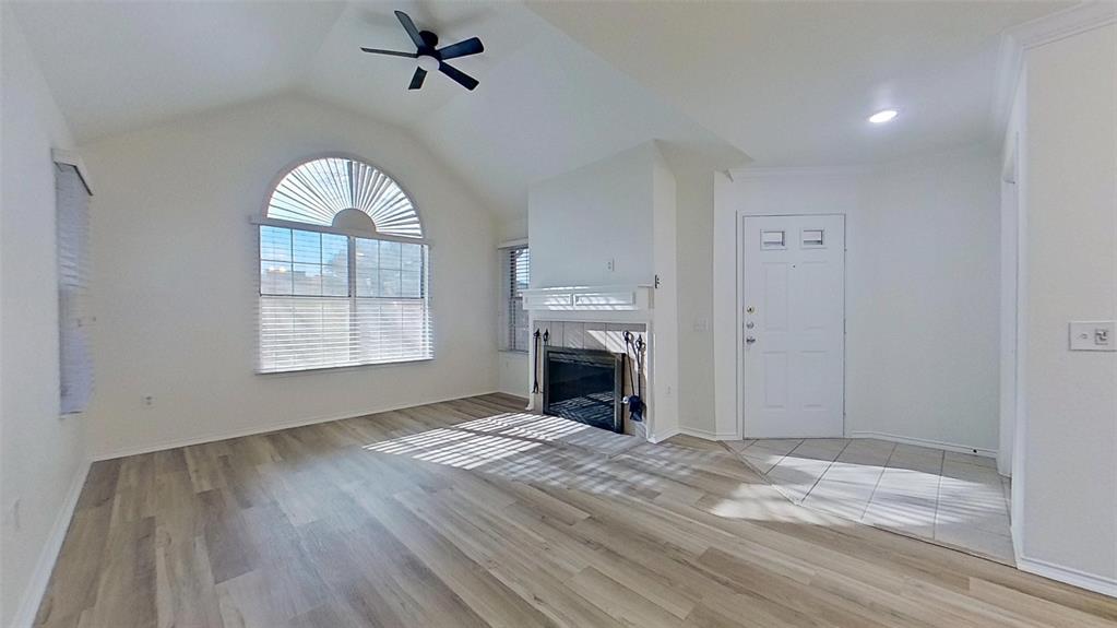 Pebblebrook Vlg Condo Bldg #4 - Residential