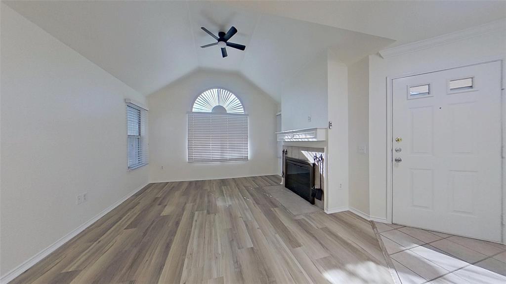 Pebblebrook Vlg Condo Bldg #4 - Residential