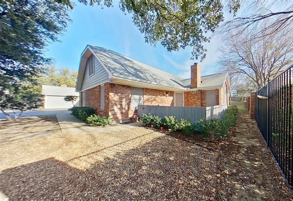 Pebblebrook Vlg Condo Bldg #4 - Residential