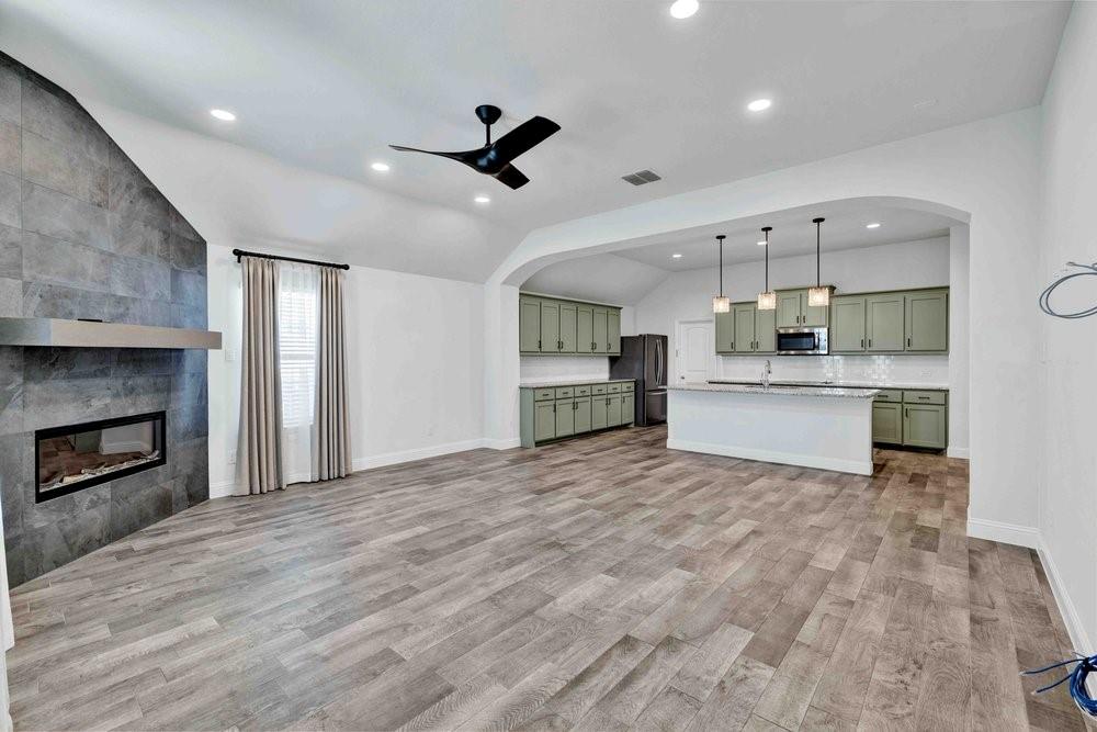 Live Oak Creek - Residential