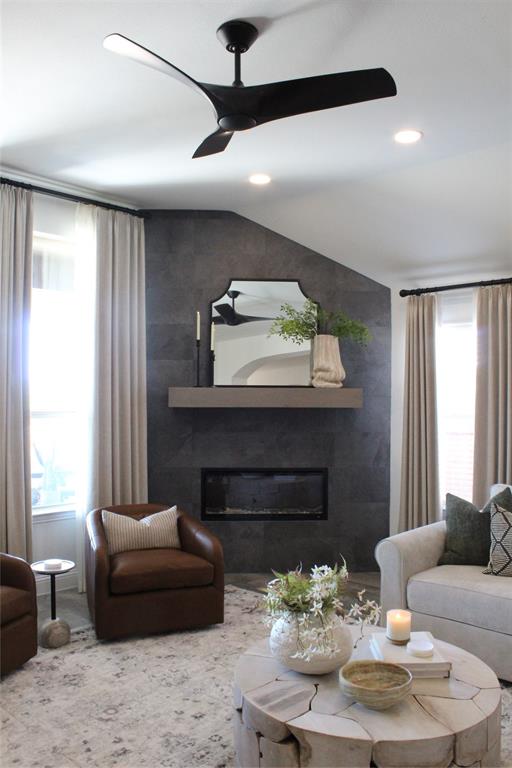 Live Oak Creek - Residential