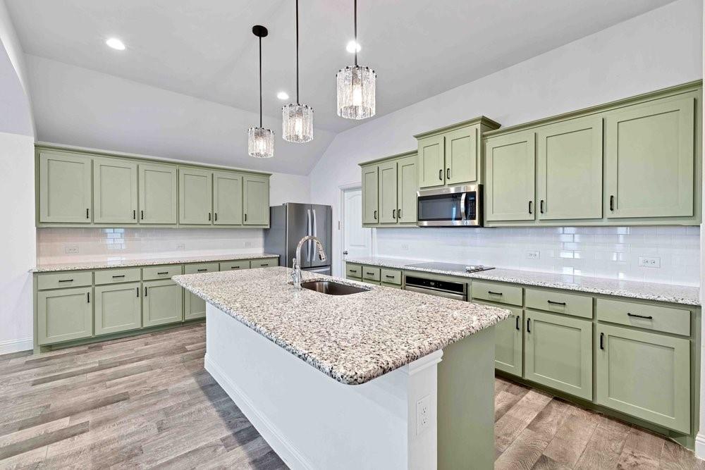 Live Oak Creek - Residential