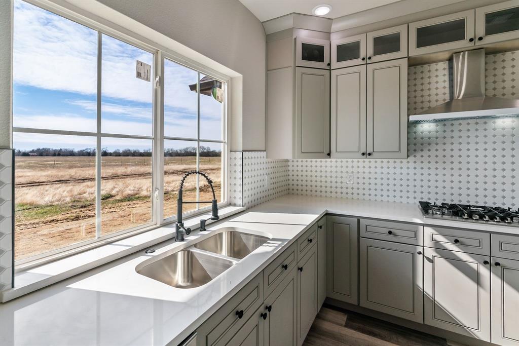 165 Private Road 5440