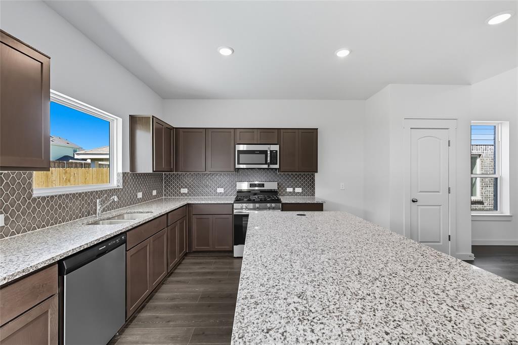 Simpson Crossing - Residential