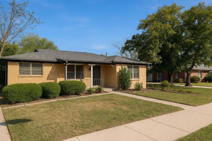 We are currently in a multiple-offer situation. The seller is requesting all interested buyers to submit their highest and best offers by Monday Dec 14 at 10am. Please include all terms and conditions for the seller’s review. Thank you for your interest in this property.    Conveniently located just one block from Tarleton State University, this 4-bedroom, 2-bath home offers 1,875 square feet of living space in an established neighborhood. Built in 1957, the home features original hardwood floors, a clawfoot tub, central heat and air, and a functional layout with one living area. Exterior features include a wooden privacy-fenced backyard, courtyard, storage building, front and alley parking, and covered parking under a rear carport.

The property sits along a newly improved, wide sidewalk system providing easy walking access to Tarleton State University and Jaycee’s Park. With its convenient location and flexible layout, this home offers solid potential for personal use or investment.

Home is in average condition and is being sold as-is.