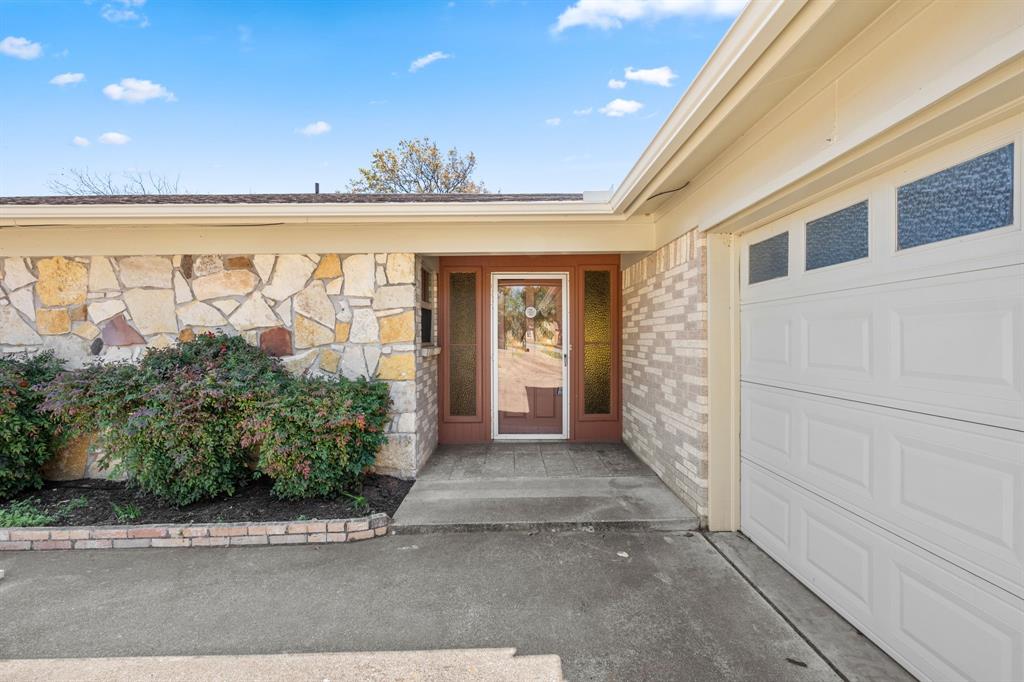 629 Williamsburg Court