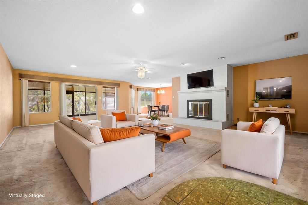 629 Williamsburg Court