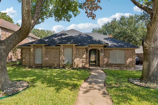 6215 SANDYBROOK DR, ARLINGTON, TX 76001 - Image d8f6002d17b07ca70cb4c9f9abd5d89d/1727354040