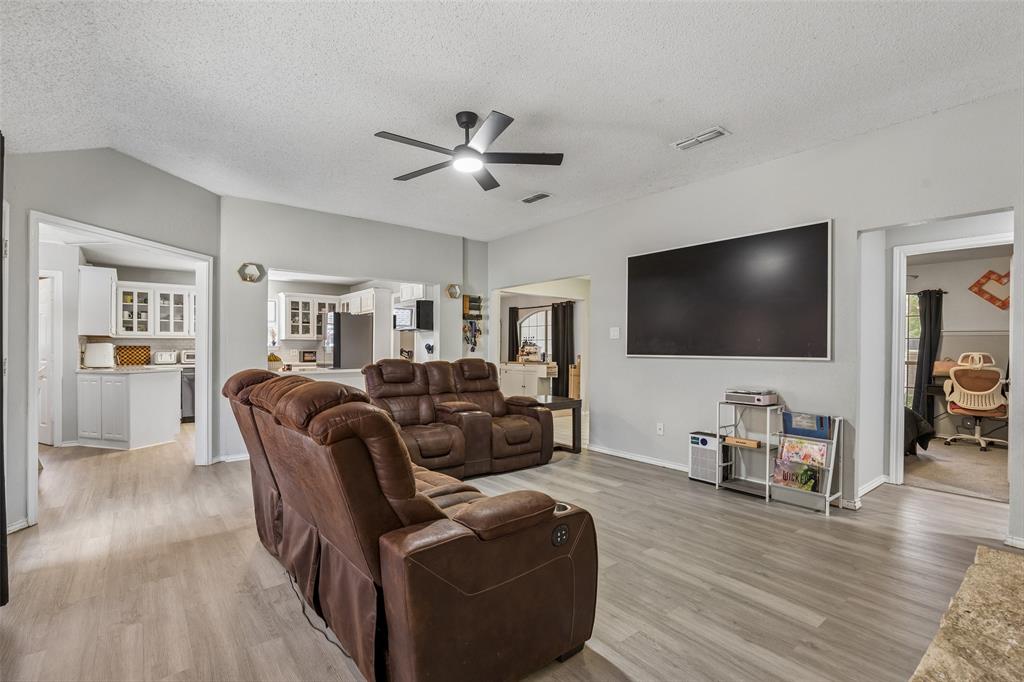 6215 Sandybrook Drive