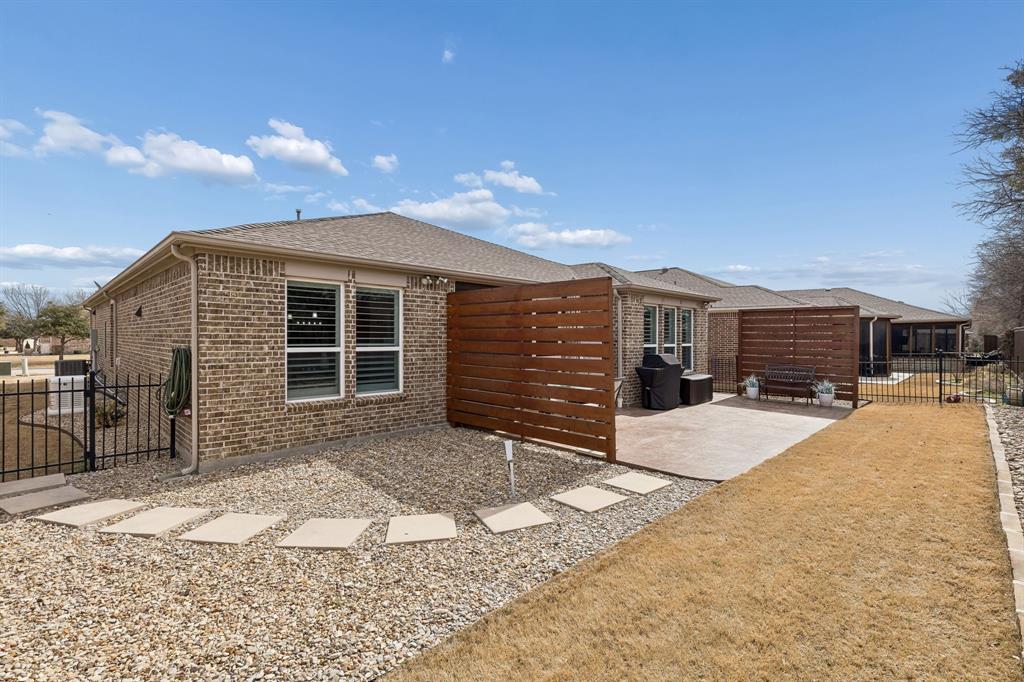 Frisco Lakes By Del Webb Villa - Residential