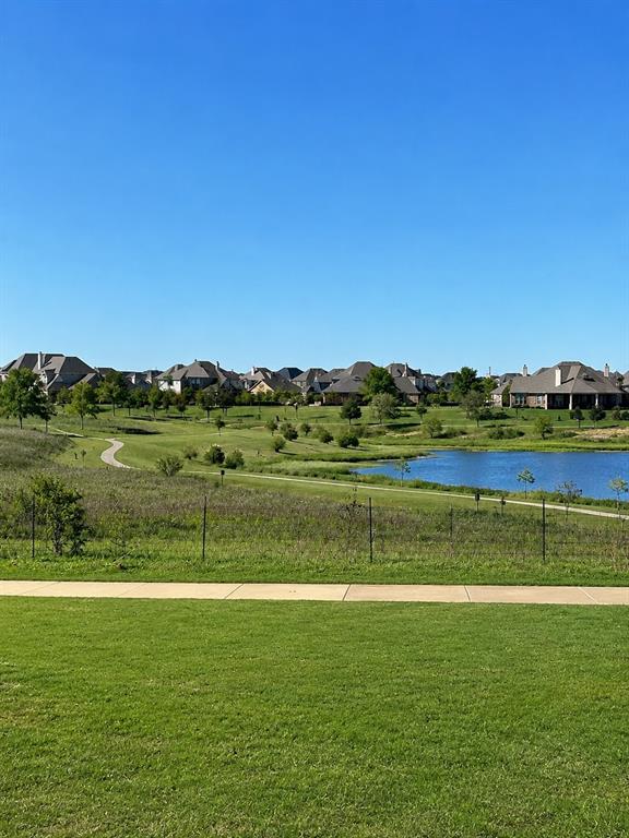 824 Water Garden Circle