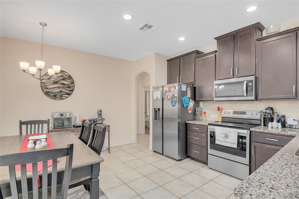 Cove Hickory Crk - Residential