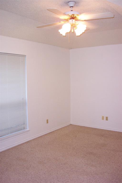 7457 N College Circle