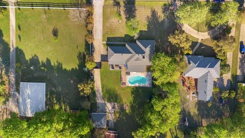 A home in Oak Leaf