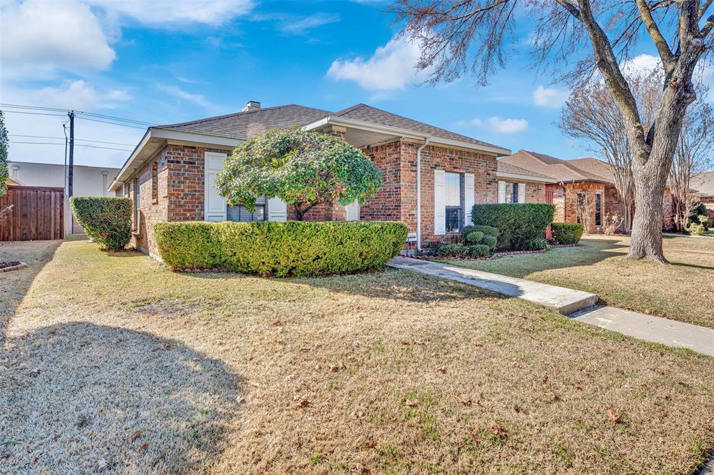 5121 Wood Creek Lane