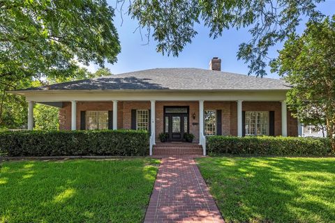 A home in Fort Worth