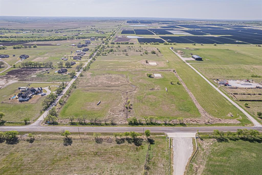 Aerovillage - Commercial Sale
