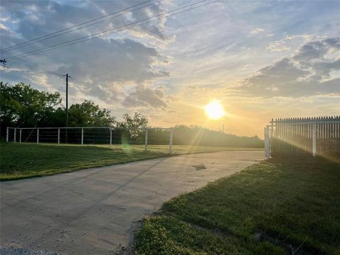 17849 N State Highway 16 Possum Kingdom Lake TX 76449