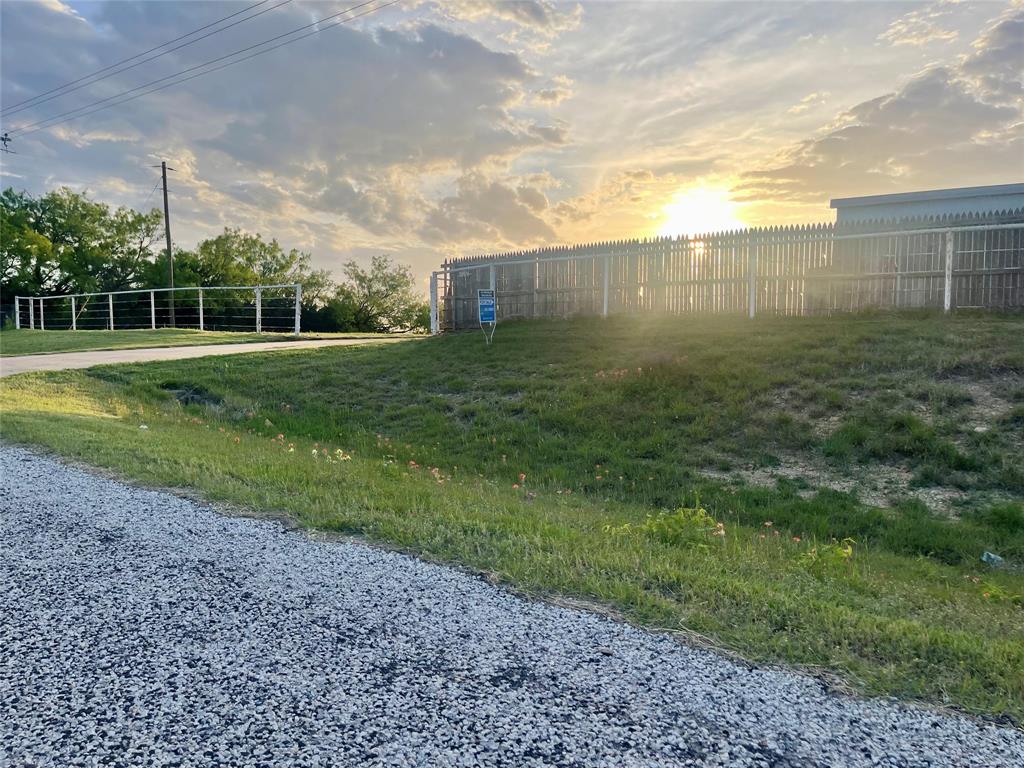 17849 N State Highway 16