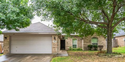 A home in Crowley