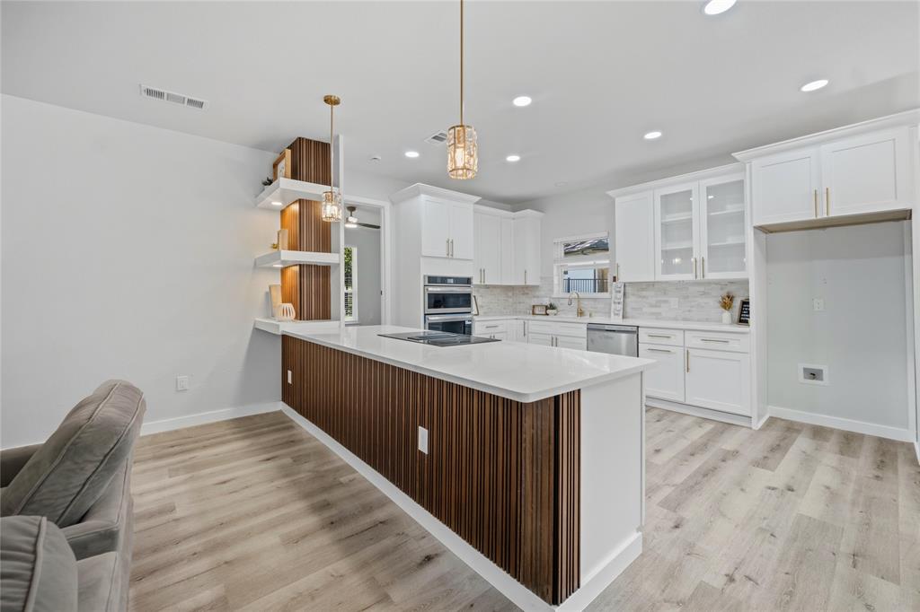 1013 Tanglewood Lane