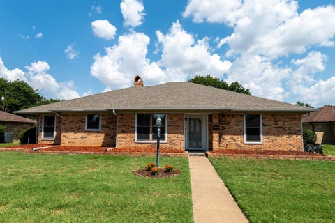 Photo of 104 Cedar Springs Boulevard, Sulphur Springs, TX 75482 (MLS # 21372880)