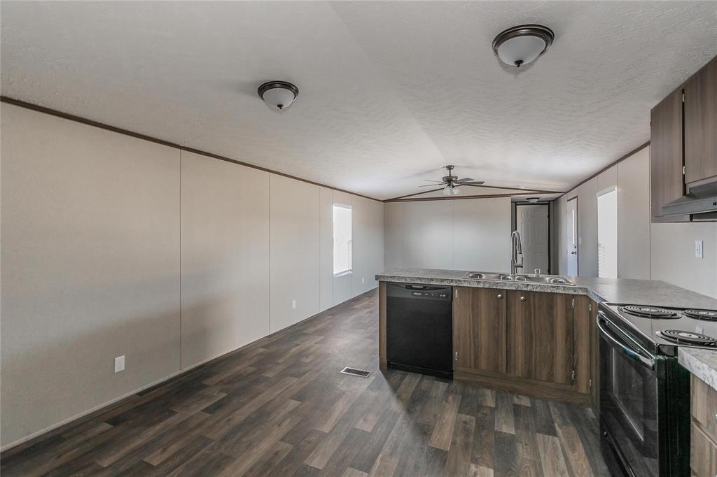 Runaway Bay - Residential