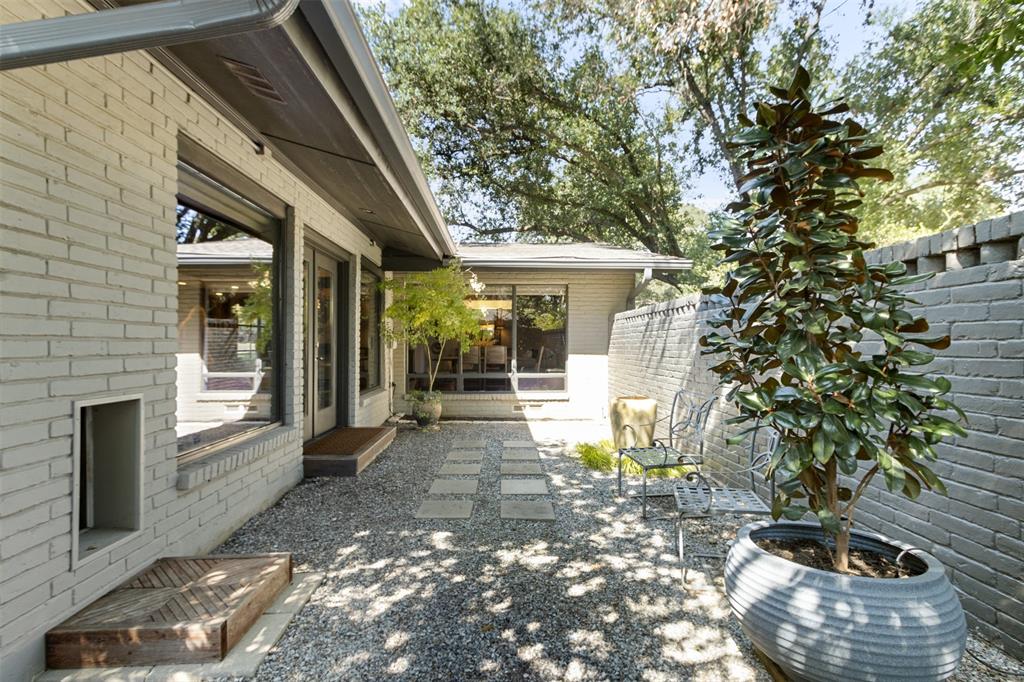 Third Instl Midway Hills #4 - Residential Lease