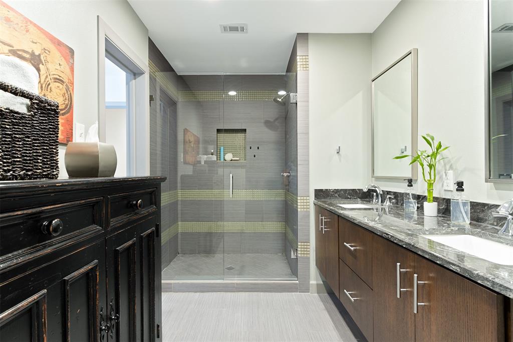 Third Instl Midway Hills #4 - Residential Lease