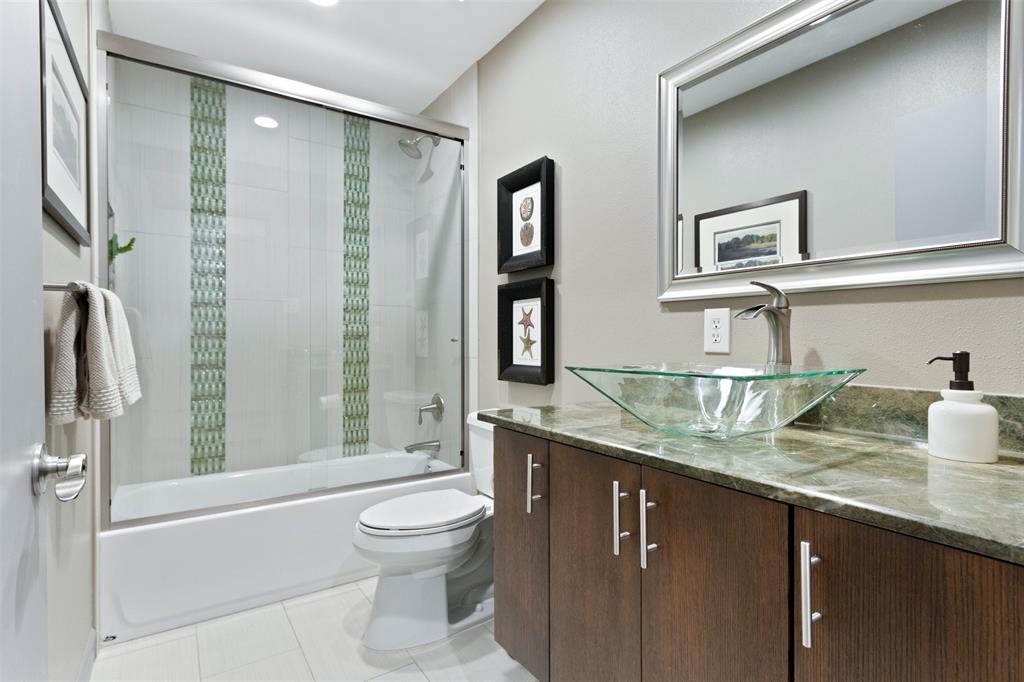 Third Instl Midway Hills #4 - Residential Lease