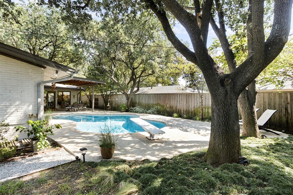 Third Instl Midway Hills #4 - Residential Lease