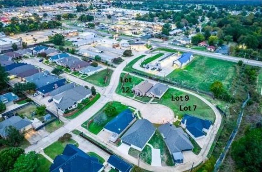 Lot available for sale inside the city limits of Paris located in Primrose II Subdivision, near Morningside neighborhood, and close to all city amenities. Perfect site for your dream home or a builder looking for a spec home site in a neighborhood with no HOA. Seller also has one other lot for sale in the same subdivision.