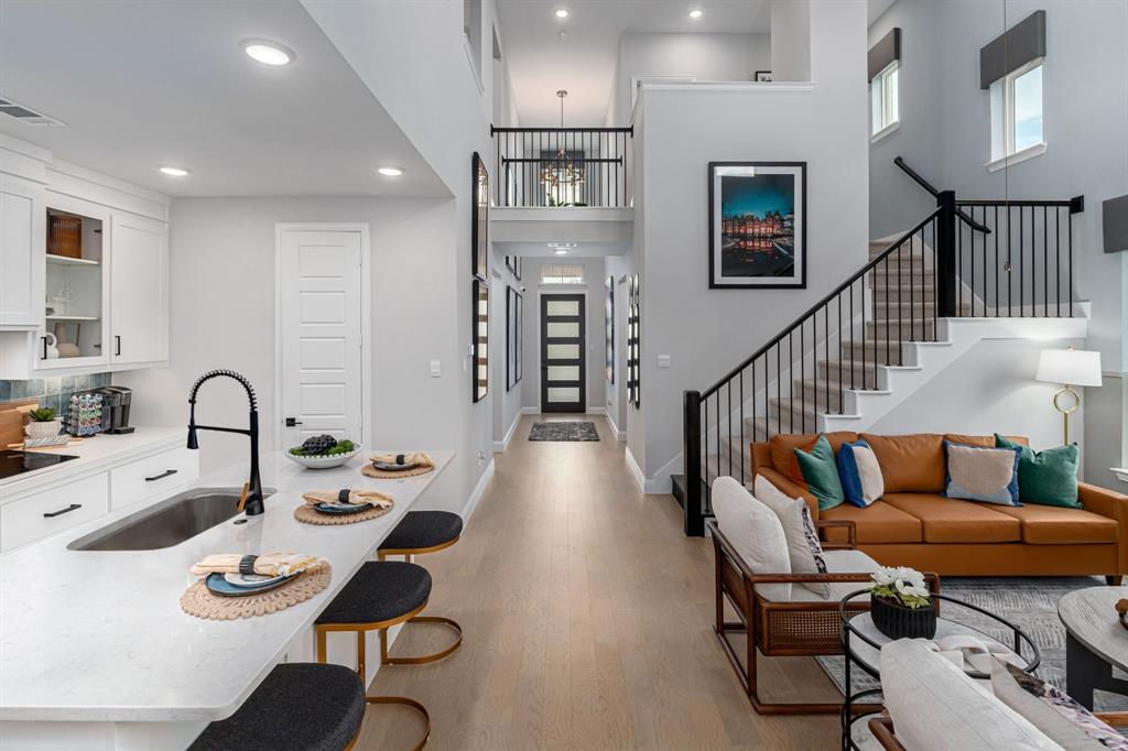 2718 Lafayette Drive