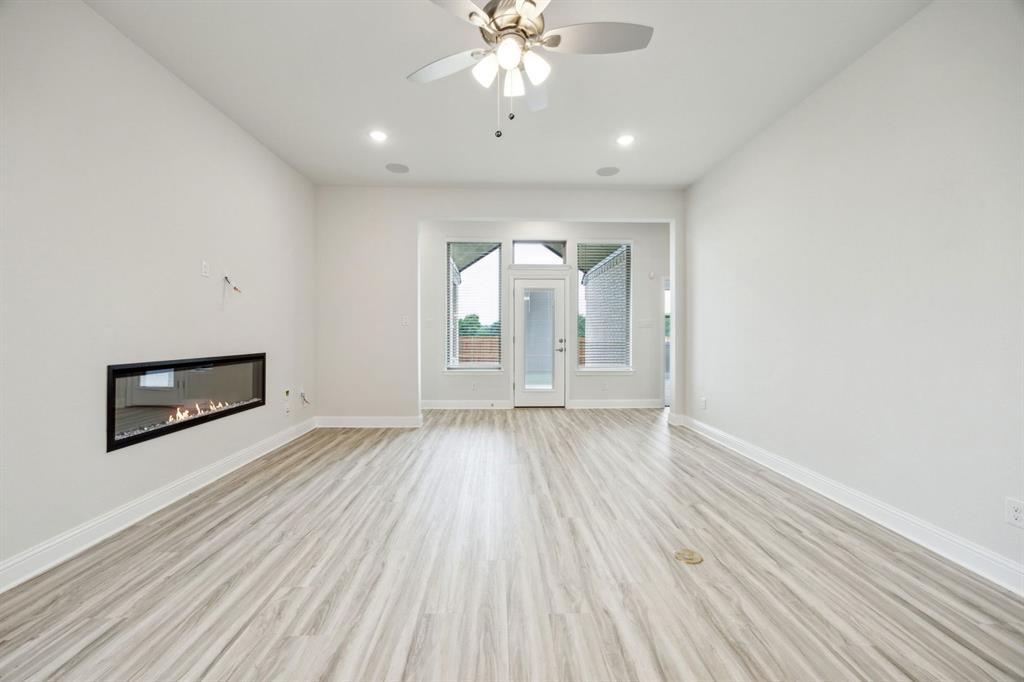 Summer Crest - Residential