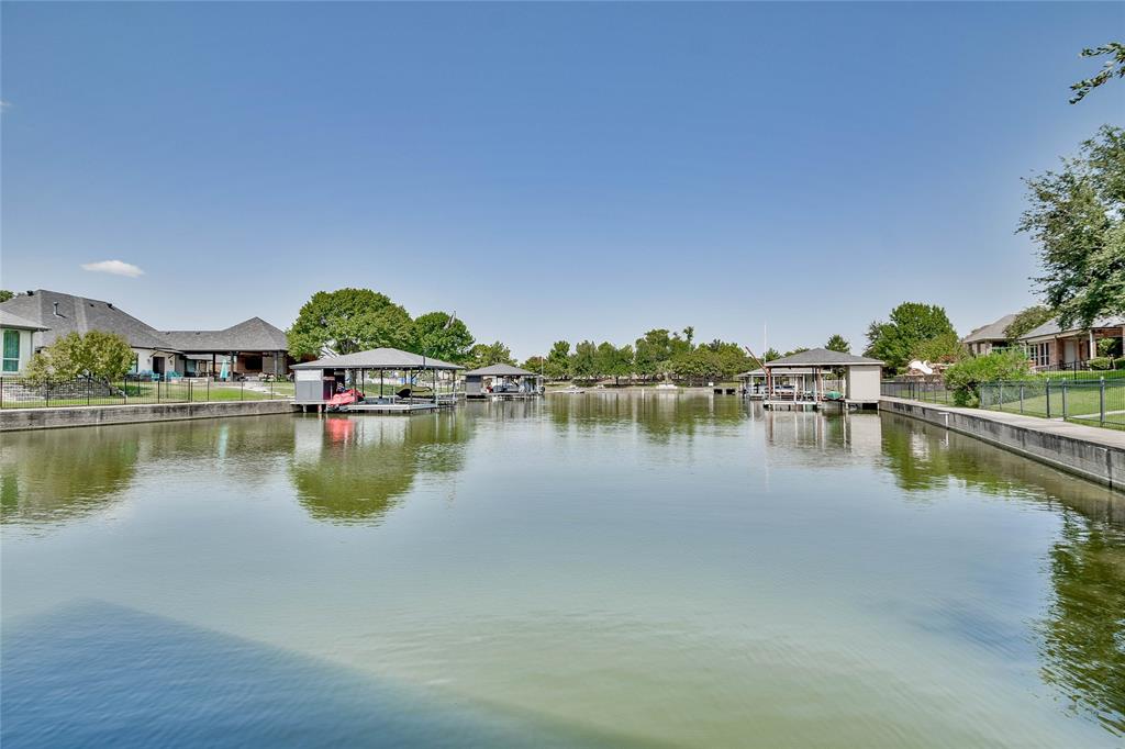 Waters Edge - Residential