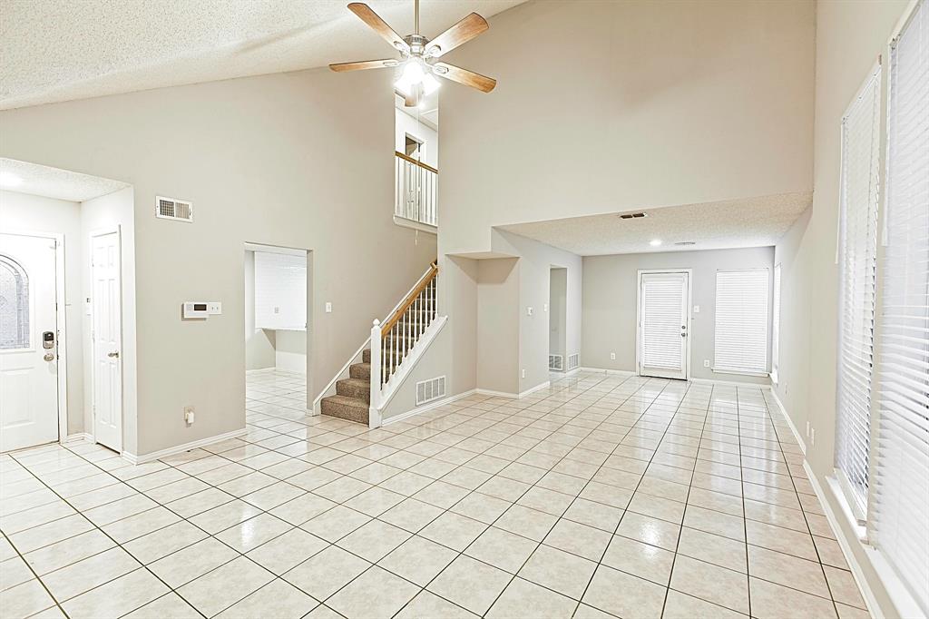 Lewisville, Texas 75067, United States, 3 Bedrooms Bedrooms, ,3 BathroomsBathrooms,Residential,Active,253164