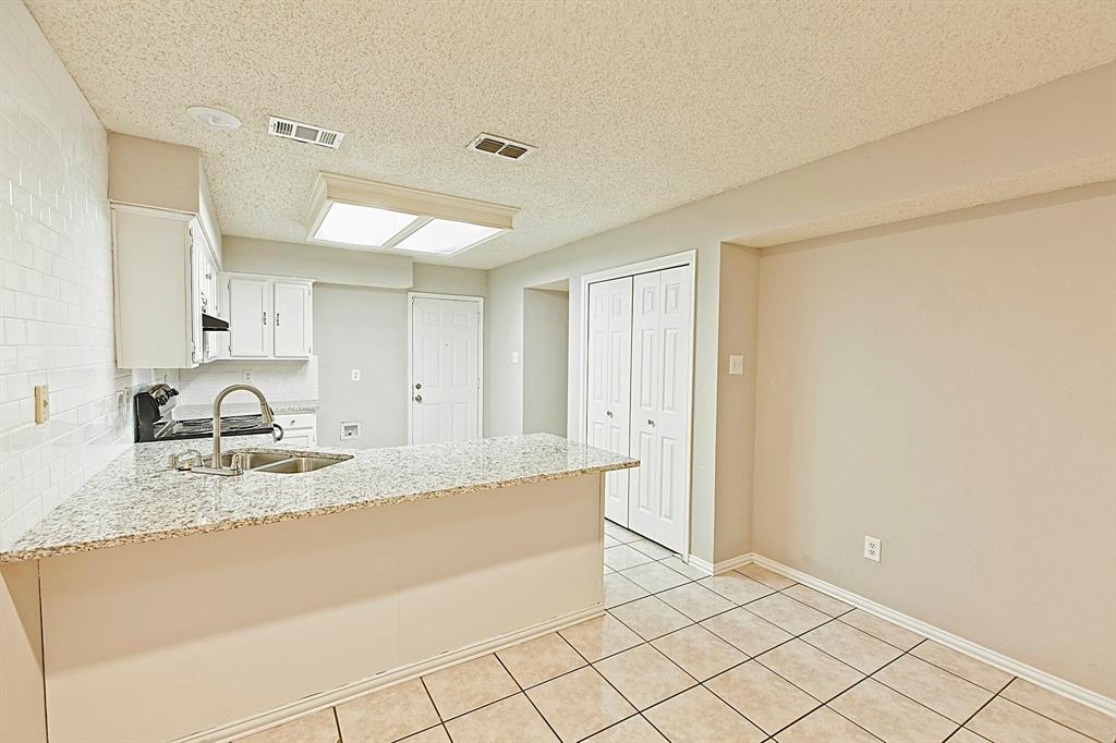 Lewisville, Texas 75067, United States, 3 Bedrooms Bedrooms, ,3 BathroomsBathrooms,Residential,Active,253164