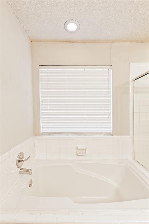 Lewisville, Texas 75067, United States, 3 Bedrooms Bedrooms, ,3 BathroomsBathrooms,Residential,Active,253164