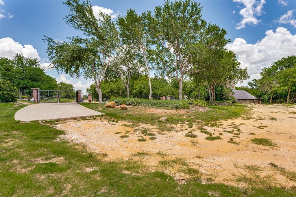 2627 Twelve Oaks Lane